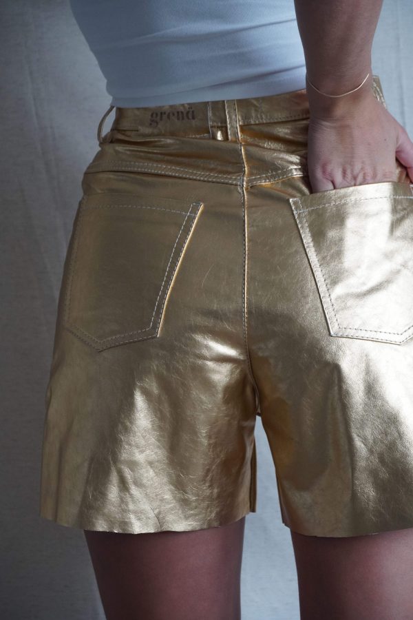 Leather short – Gold